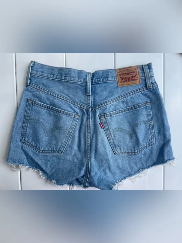 Levi’s 501 High Rise Shorts, Size 28 - Image 4