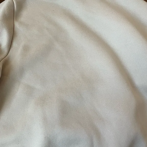 Amazon beige sweatshirt/pants set - Image 7
