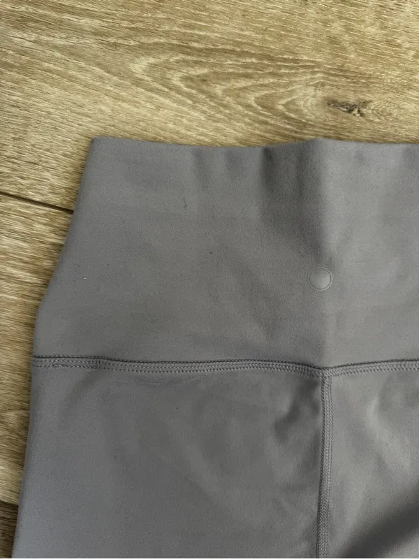 Yogalicious Light Gray High-Waist Biker Shorts - Image 4