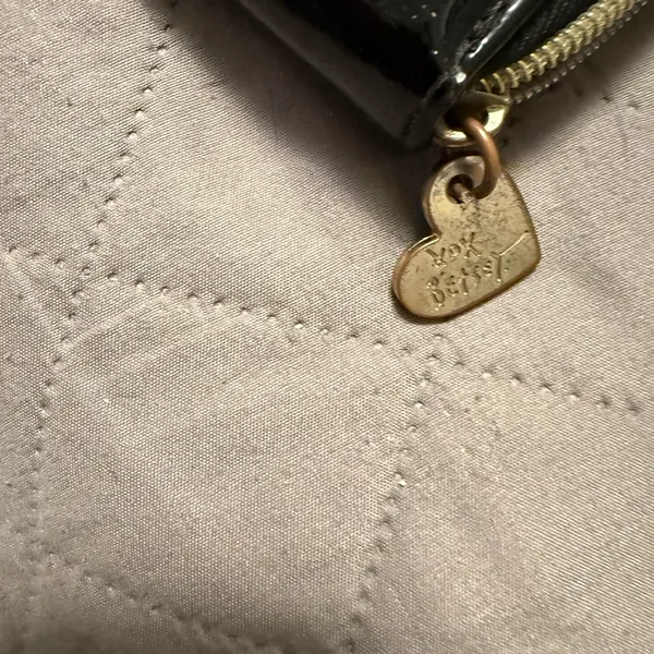 Betsey Johnson Black Pouch with Gold Heart Charm - Image 4