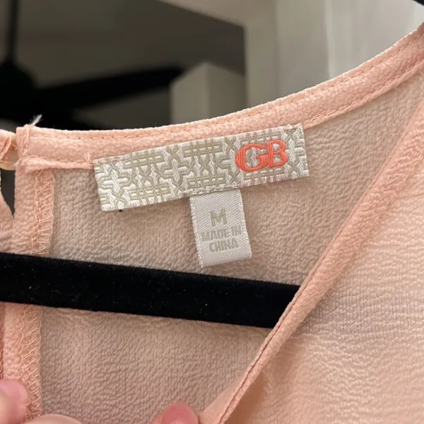 Gianni Bini size medium pale pink top - Image 3