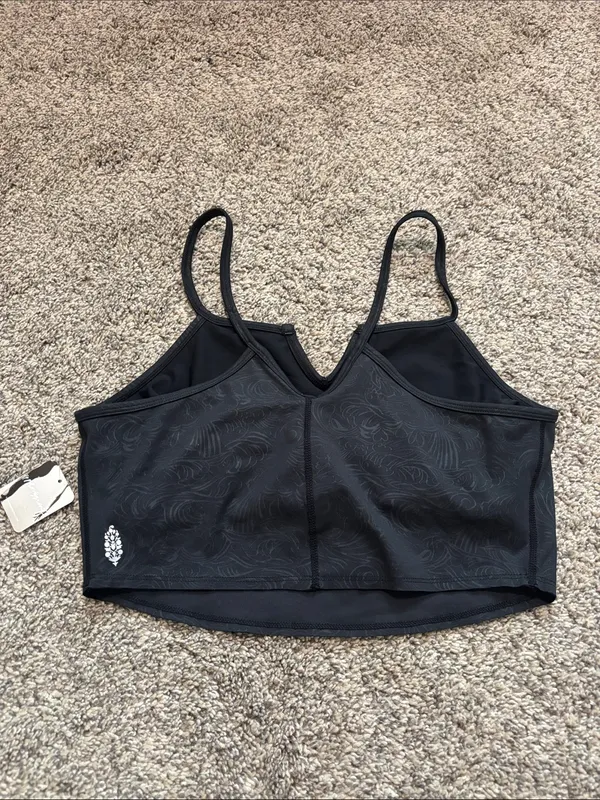 FP Movement Power Play Cami Tank Top size large NWT - Image 5