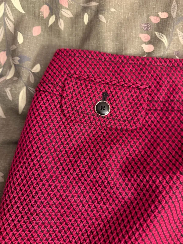 LOFT Raspberry Textured Mini Skirt with Flap Pockets - Image 3