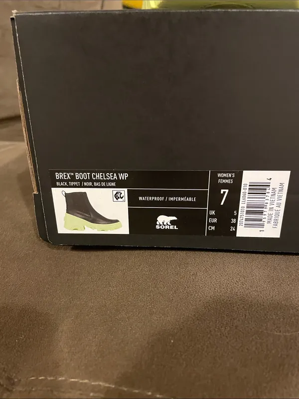 Sorel Black Chelsea Ankle Boots with Neon Green Sole - Image 3