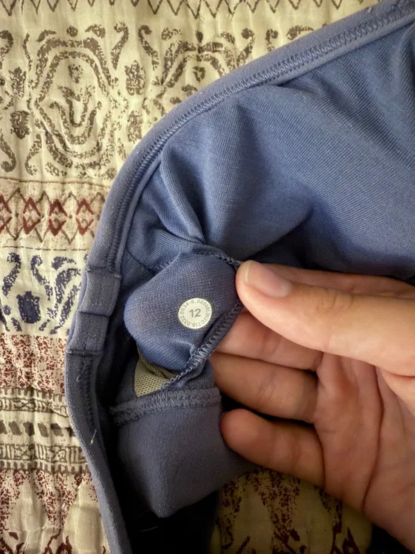 Lululemon Y Flow Bra - Image 3