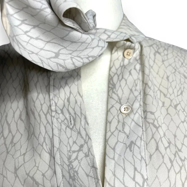 Babaton Textured Tie-Neck Long Sleeve Button-Down Blouse Size XS - Image 6