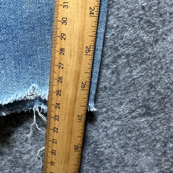 Levis 721 High Rise Skinny Jeans Distressed Ripped Light Wash Size‎ 30 Raw Hem - Image 3