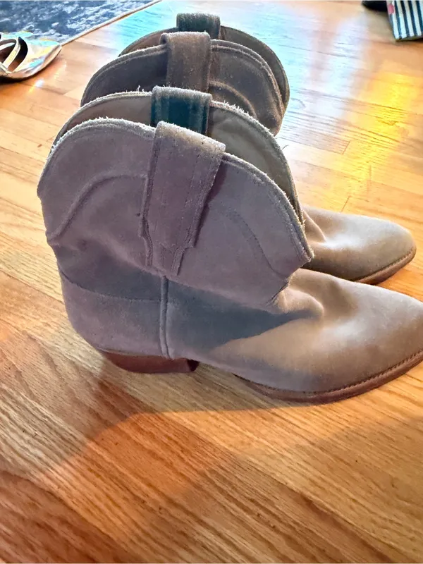 Tecovas Grey Suede Western Ankle Boots - Image 3