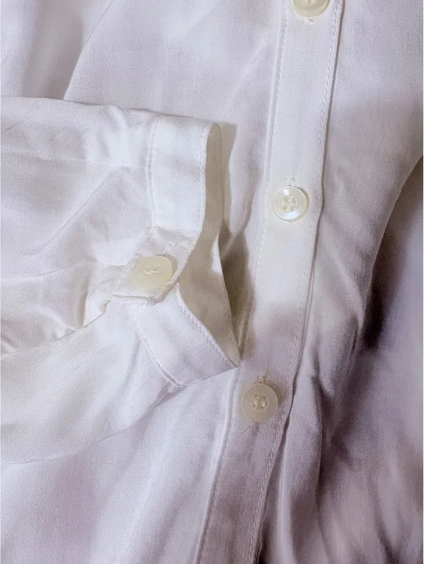 BCBGeneration Women's White Button-Up Shirt Size XS - Image 5