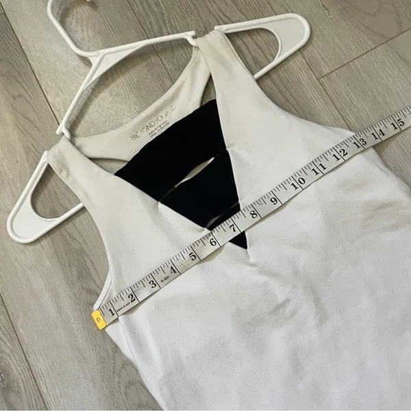 Beyond Yoga Tank Top caged v neck womens White (medium) activewear workout gym - Image 3