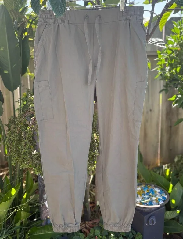 Old Navy Women’s Olive Poplin High Rise Tapered Cargo Elastic Cuff Jogger Size L - Image 8