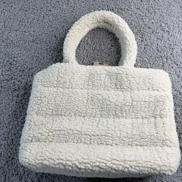 Universal Threads Cream Sherpa Tote Bag Quilted Fleece Handbag Tan Interior - Image 2