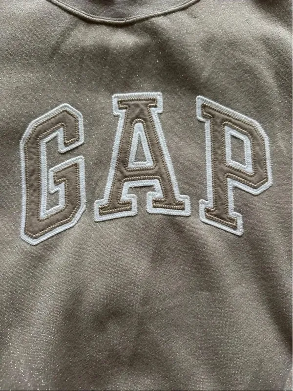 Gap sweatshirt  - Image 2