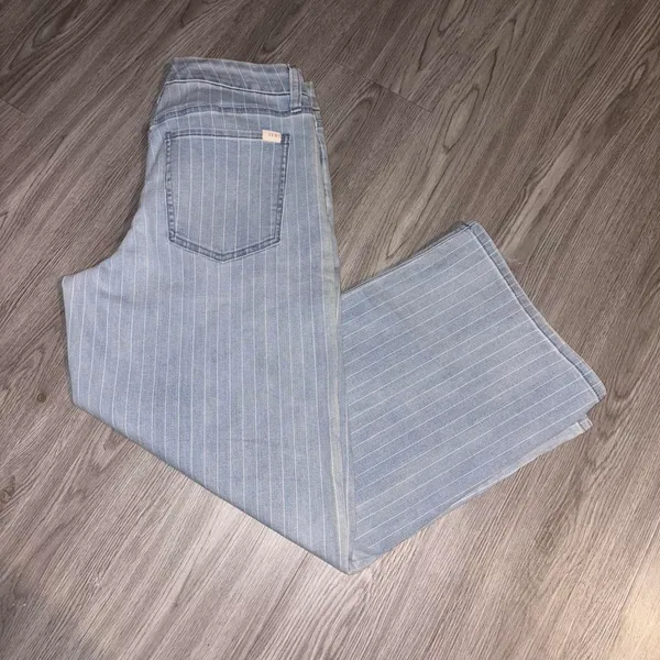 7 For All Mankind Jen 7 Striped Light Denim Cropped Wide Leg Jeans - Image 2