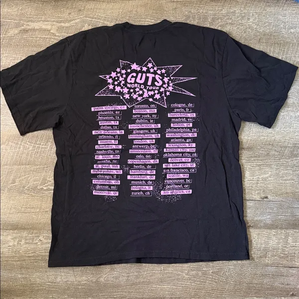 Olivia Rodrigo GUTS World Tour "Spill Ur Guts Live" T-shirt Size XL - Image 3