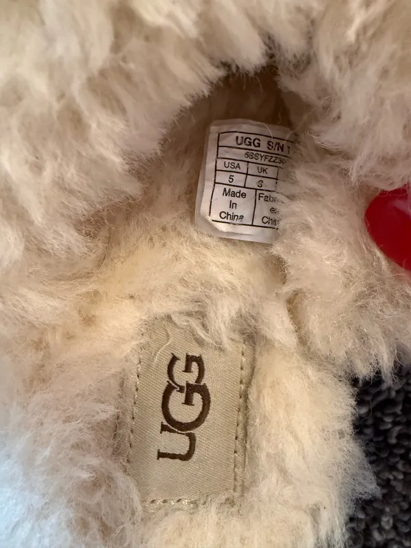Ugg slippers  - Image 2