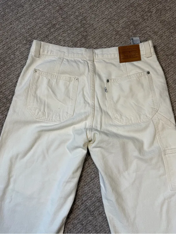 Levi’s Dad Utility Jean size 28 - Image 8