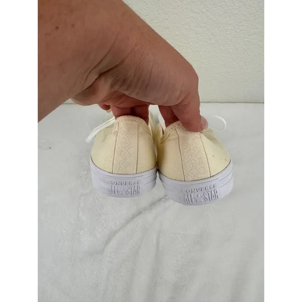 Converse Chuck Taylor All Star Dainty Festival Size‎ 9 Light Yellow Canvas - Image 3