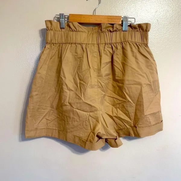 Ci Sono 𝅺 Tan High Waisted Shorts - Image 10