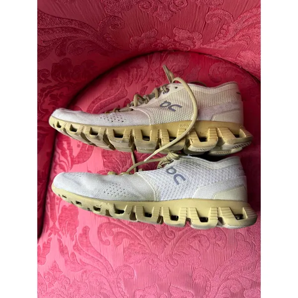 On Cloud Running Women’s Sneakers in Light Yellow - Image 3