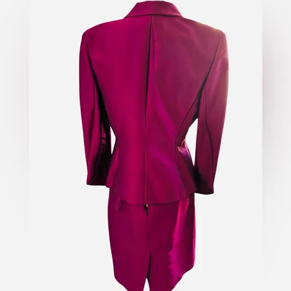 Badgley Mischka Fuchsia Skirt Suit Set Crystal Button Blazer Pencil Skirt Sz 10 - Image 4