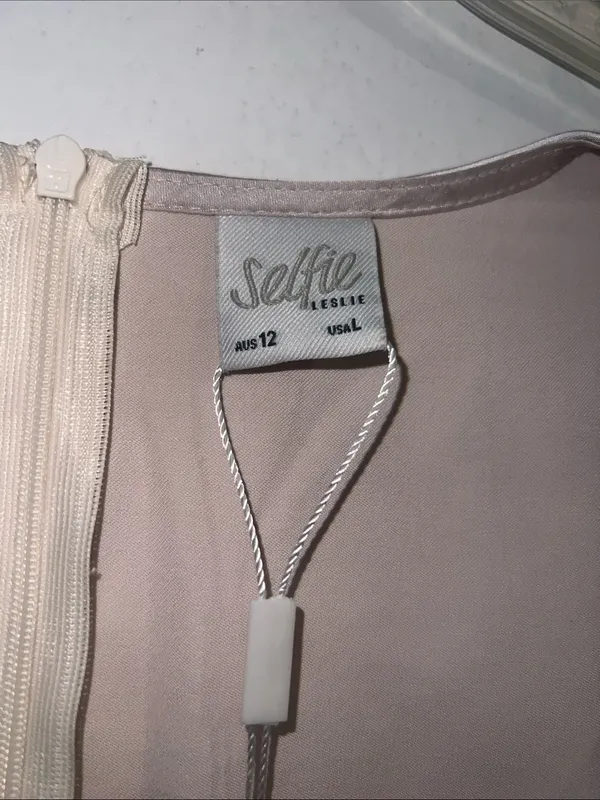 SELFIE LESLIE Solstice Long Sleeve Cowl Neck Mini Dress in Champagne Size 12/L - Image 5