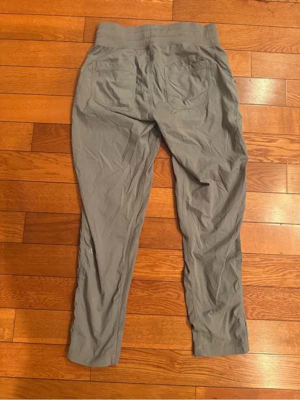 Lululemon Dance Studio Mid-Rise Jogger - Gray (Size 6) Like New - Image 4
