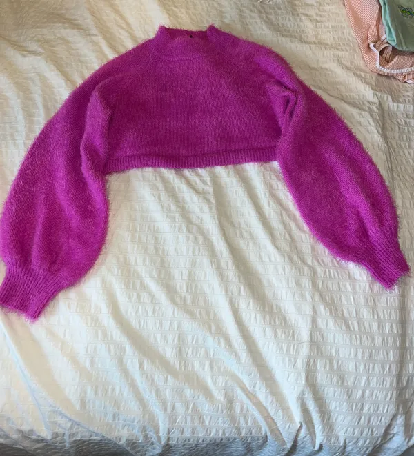 I Just Have to Have It Cropped Pink Sweater - Image 2