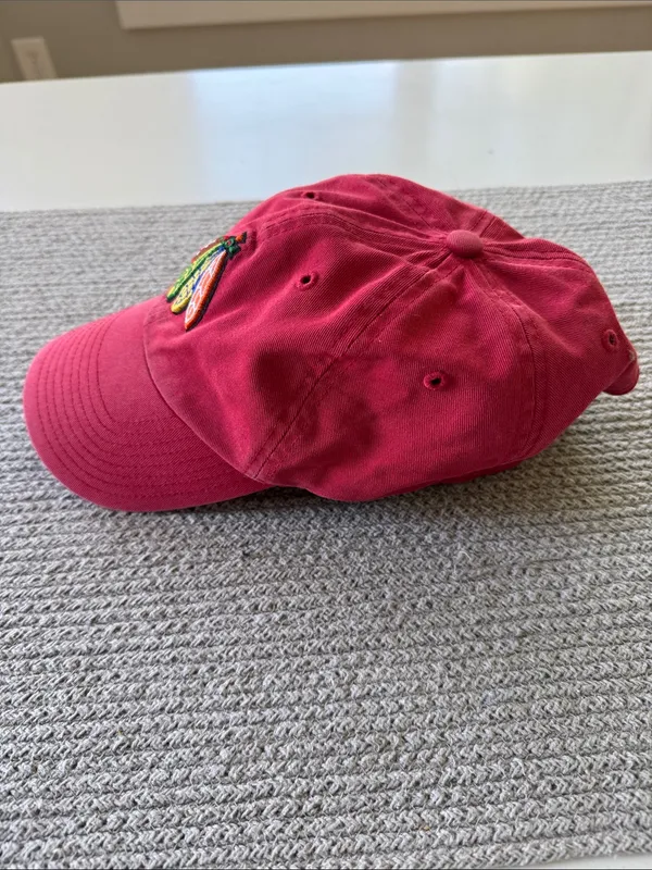 Vintage Red Blackhawks Hockey Baseball Cap Hat - Image 5