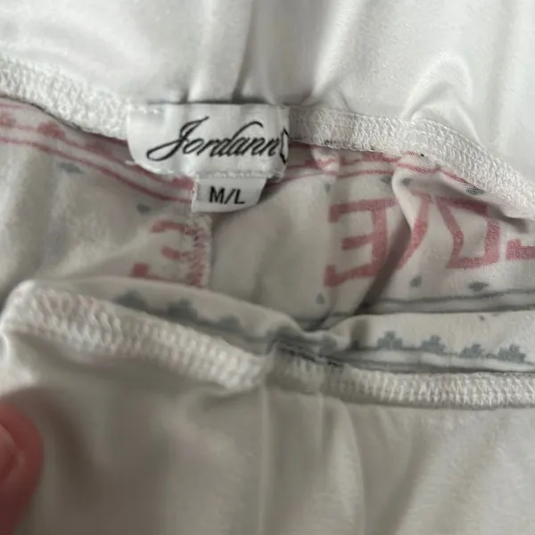Jordann Christmas elastic Waist Pajama Pants Size Medium - Image 4