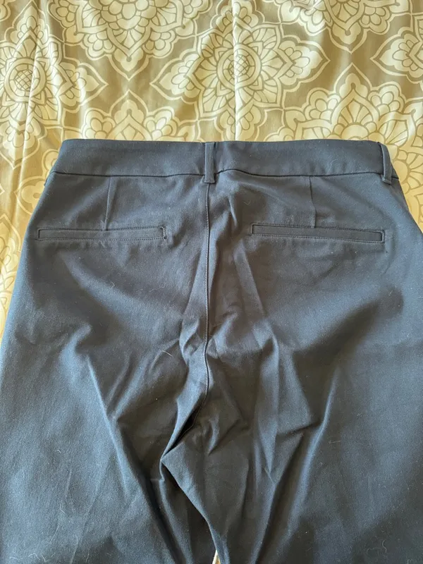 Old Navy Women's High-Rise Pixie Skinny Secret-Smooth Pocket Pants Size 12 - Image 4