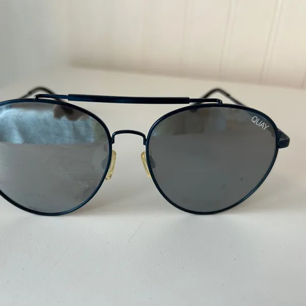 Quay Blue Aviator Sunglasses - Image 3