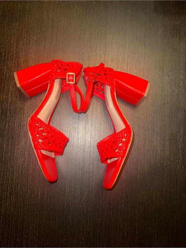 Antonio Melani Sandals Women Leather Coral Size 6.5 Block Heel Ankle Strap - Image 5
