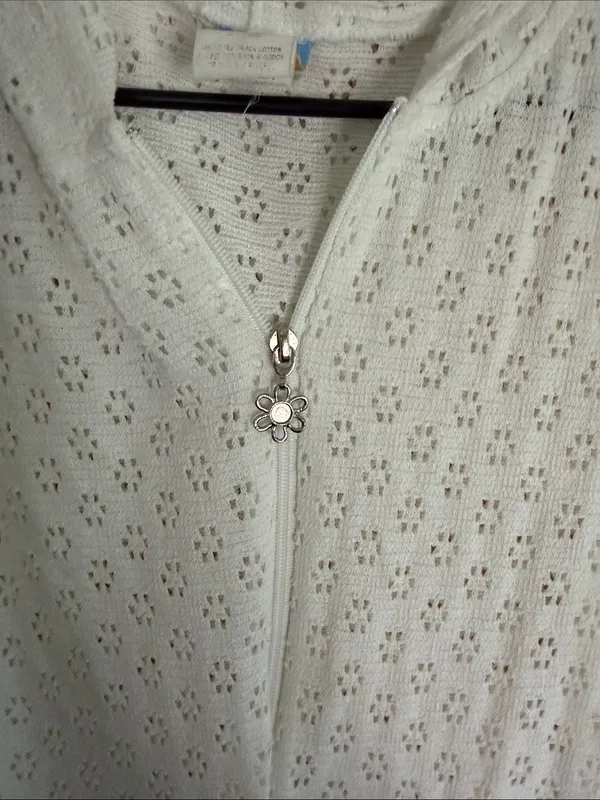 Sleeveless White Eyelet Hooded Zip Swim Coverup - Image 4