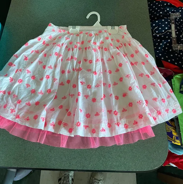 Pink And White Skirt Size Small - Image 3