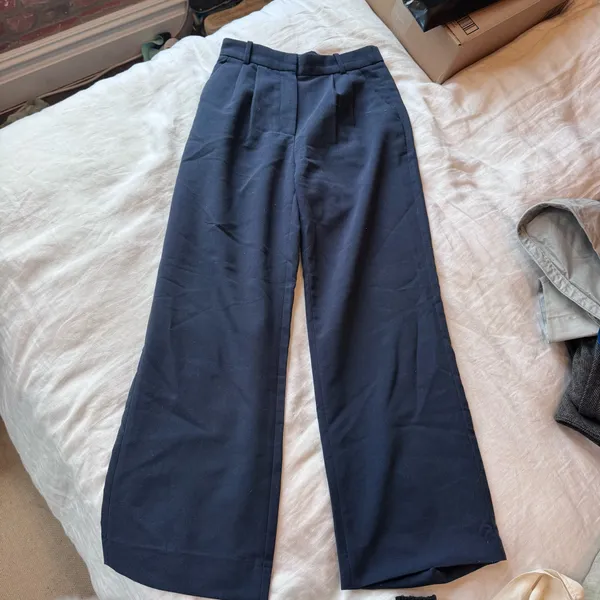 Abercrombie Sloane Tailored Wide Leg Pant - Image 2