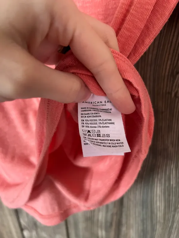 American Eagle Pink Crop Top - Image 4