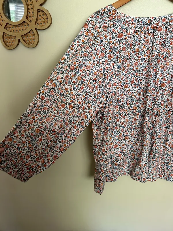 Loft outlet floral blouse (L) - Image 6