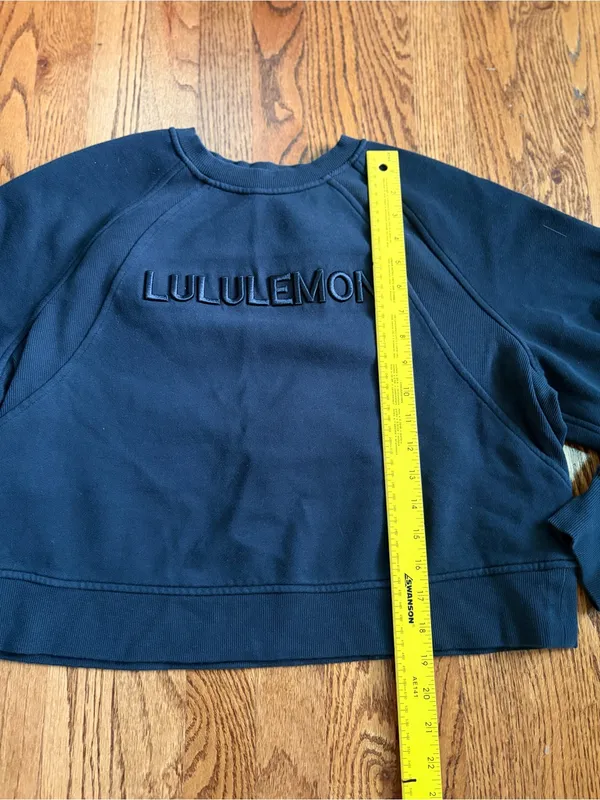 Lululemon Scuba Oversized Pullover Wordmark Black Crewneck Sweatshirt XS/S - Image 7