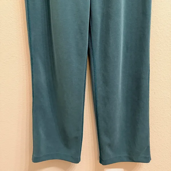 Lululemon Softstreme High-Rise Straight-Leg Pant in Storm Teal W5GHZS Size 6 - Image 6