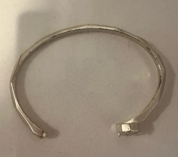 Kendra Scott Blake Bracelet Iridescent Drusy and Silver Pinch Cuff - Image 4