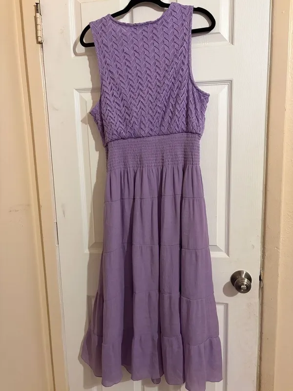 J Gee Lilac Tiered Midi Dress with Crochet Detail and Smocked Waist Size 2X HOM - Image 4