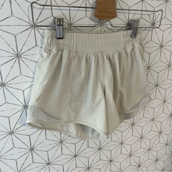 Lululemon Hotty Hot Low Rise Short 4" Ocean Air - Image 7
