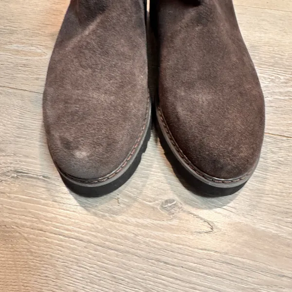 Donald Pliner Captain Brown Suede Leather‎ Ankle Boots Womens Size 8.5 - Image 2