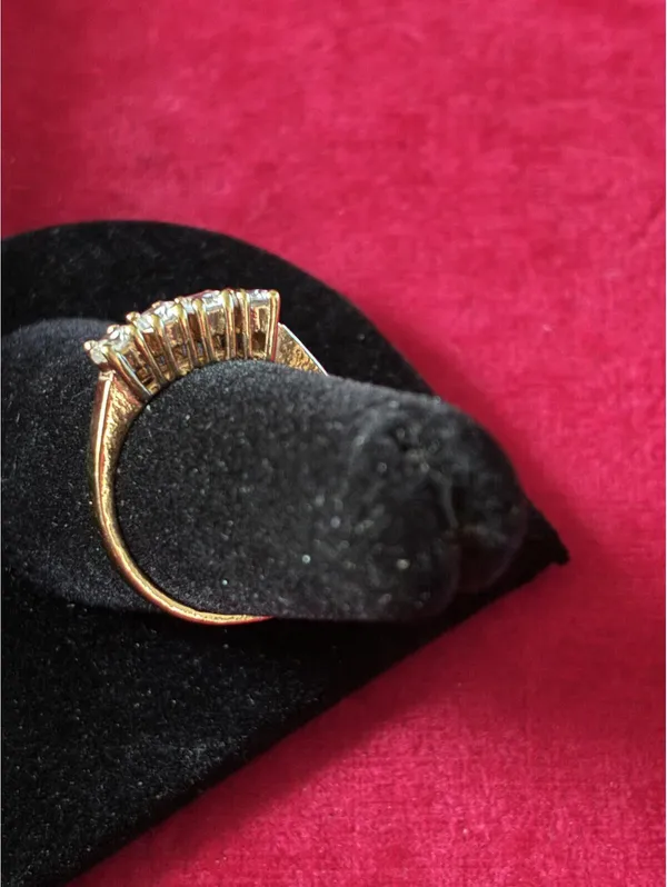 Vintage Gold Tone 4 Stone Faux Diamond Anniversary Band Ring Size 6.5 Stackable - Image 4