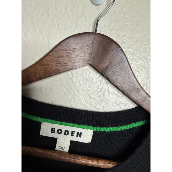 Boden 100% Cashmere Crewneck Sweater Womans L Black Green Trim Ribbed Edges - Image 3