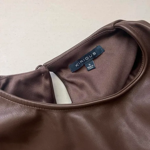 Brown cropped business top - Image 2