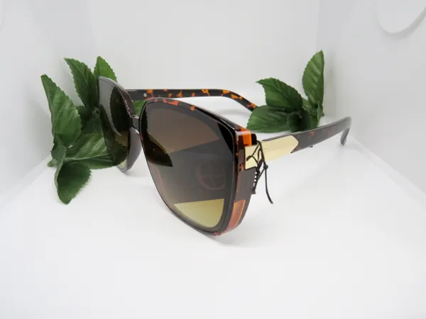 Lexi sunglasses Brown - Image 7