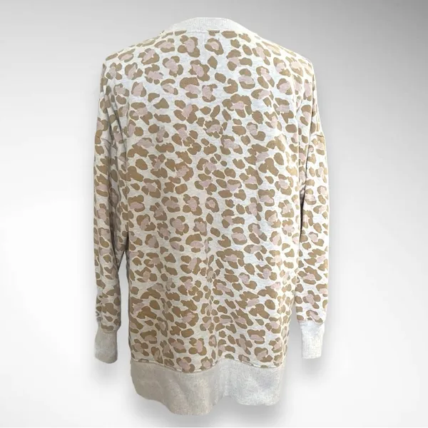 AERIE Women's Oversized Leopard Print Crewneck Sweatshirt Medium |‎ EUC - Image 5