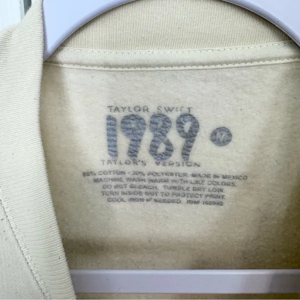 Taylor Swift 1989 Cream Sweatshirt with Green Print MEDIUM - Image 4